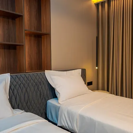 Hotel Mozart 4*