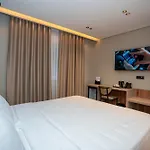 Mozart Hotel 4*