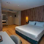 Mozart 4* Shkodër