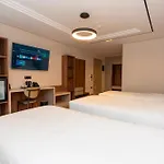 Hotel Mozart 4*