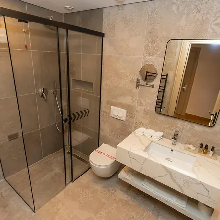 Mozart 4* Shkoder